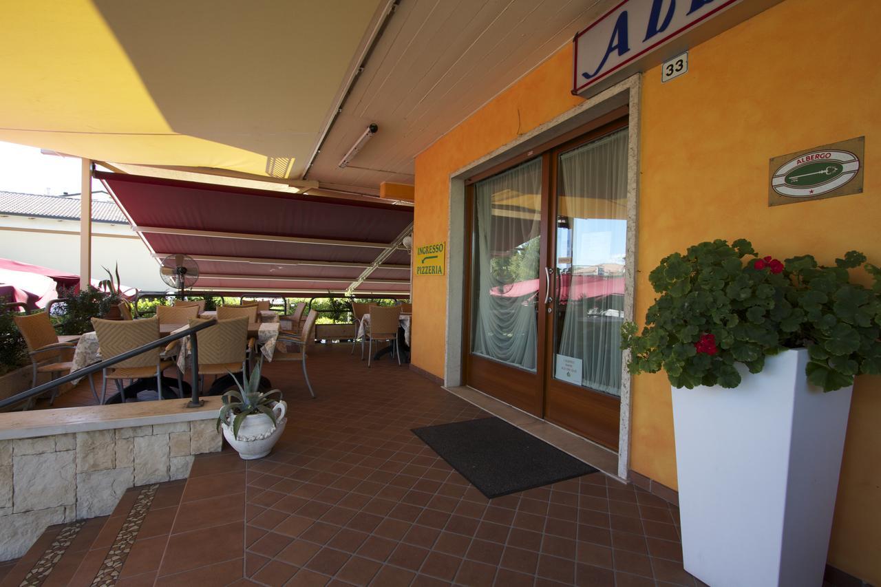 Albergo Tavernetta カステルヌオーヴォ・デル・ガルダ エクステリア 写真